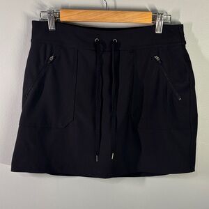 Tekgear activewear Women's size medium Black Skort skirt shorts